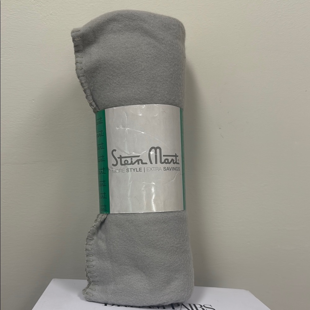 NWT Cozy Gray Blanket Throw